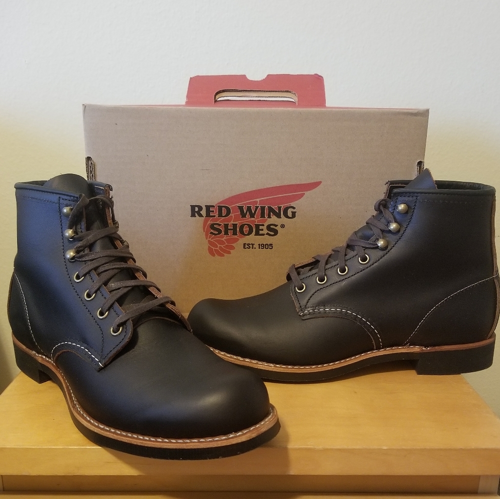 Men's size 9 Red Wings Blacksmith Boots